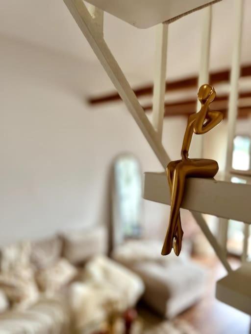 Bali Home Stylische Wohnung Mit Terrasse Schoenefeld Exterior photo