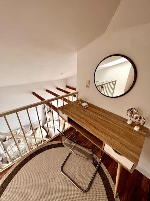 Bali Home Stylische Wohnung Mit Terrasse Schoenefeld Exterior photo